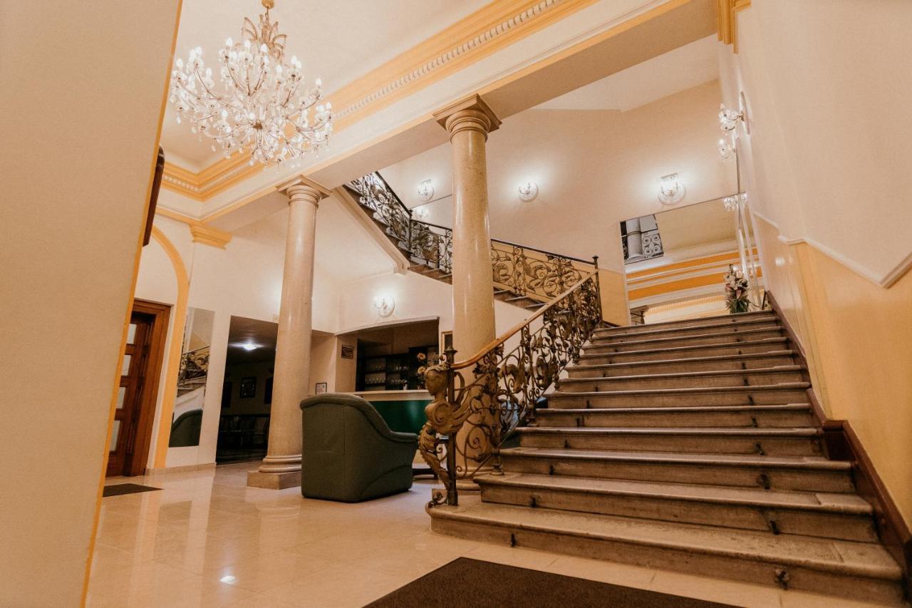Tisza Hotel Szeged Exterior photo
