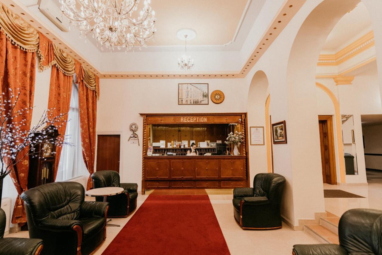 Tisza Hotel Szeged Exterior photo