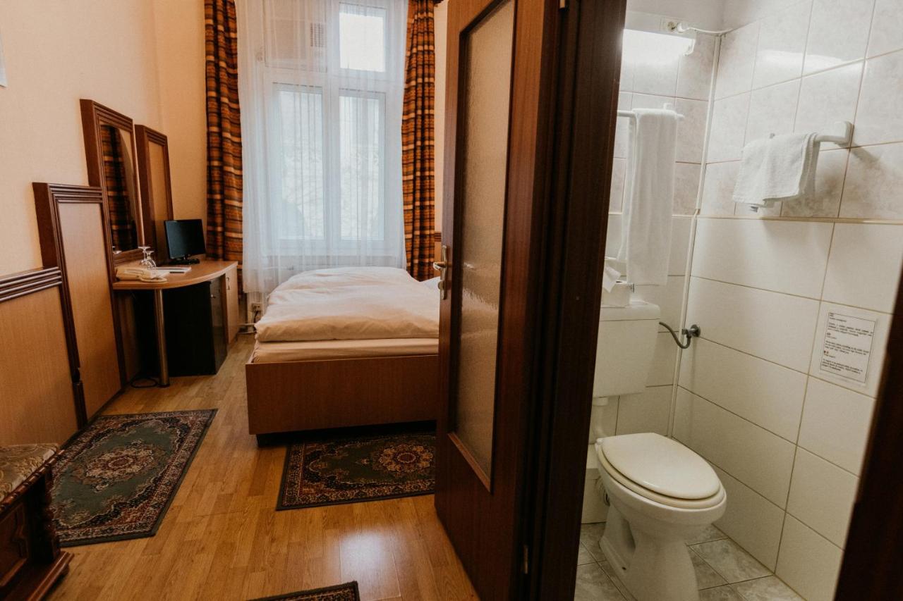 Tisza Hotel Szeged Exterior photo